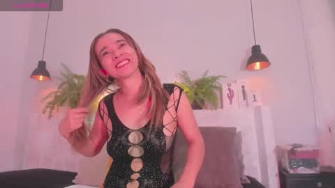 Snapshot of bellota_flak chatting on October 18, 5:32 am Bellota Flak online show from October 18, 5:32 am