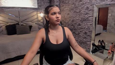 Belly online show from November 5, 5:02 pm