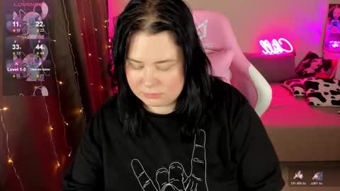 LinaBoo online show from November 17, 5:52 pm