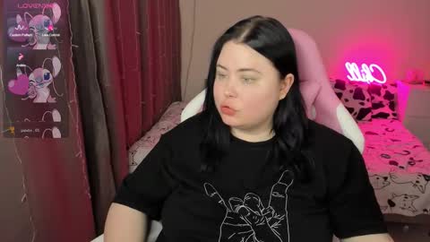 LinaBoo online show from February 5, 5:01 am