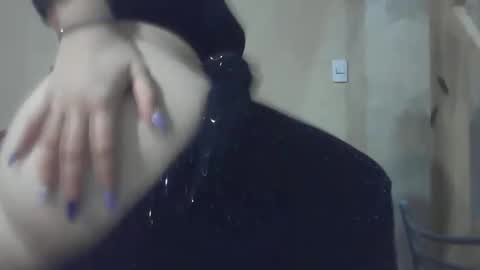 Snapshot of beluhestia chatting on May 17, 4:10 am beluhestia online show from May 17, 4:10 am