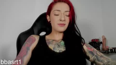 Snapshot of belyswitch chatting on February 10, 2:21 pm Bely Bbasrt1 - hot online show from February 10, 2:21 pm