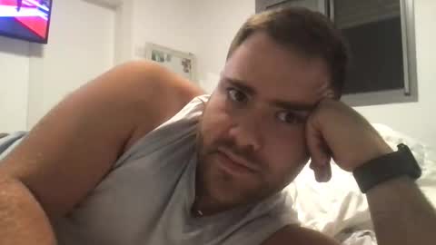 Snapshot of ben117 chatting on October 30, 6:52 pm ben117 online show from October 30, 6:52 pm