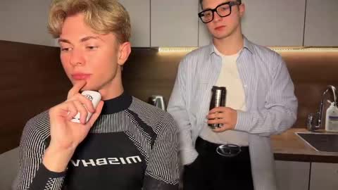 ben_harmon online show from April 17, 7:39 pm