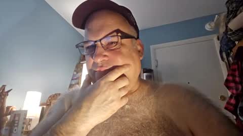 Snapshot of bendavewill chatting on June 2, 6:26 am Bendavewill online show from June 2, 6:26 am