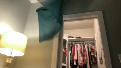 Snapshot of bendlikebecks chatting on October 6, 11:51 am bendlikebecks online show from October 6, 11:51 am