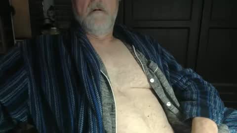 Snapshot of bendrinkin chatting on January 13, 10:03 am bendrinkin online show from January 13, 10:03 am