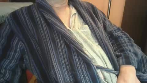 bendrinkin online show from December 14, 9:47 am