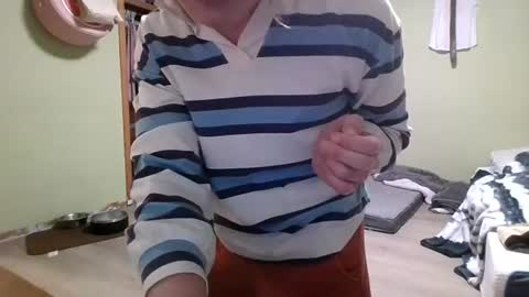 Snapshot of bendybadbaby chatting on June 18, 4:35 am bendybadbaby online show from June 18, 4:35 am