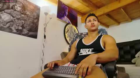 Snapshot of benjamincooperk1 chatting on June 28, 2:23 pm benjamincooperk online show from June 28, 2:23 pm