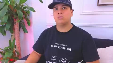 bennett_alejoo online show from March 4, 1:55 am