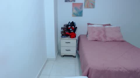 benny online show from December 17, 7:53 pm