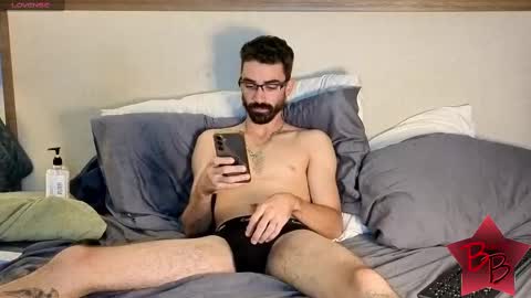 Snapshot of benny_boy95 chatting on October 9, 2:20 am benny_boy95 online show from October 9, 2:20 am