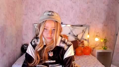 benny_wilson online show from October 6, 3:37 am