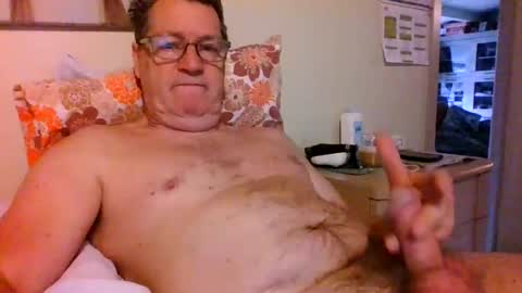 Snapshot of bennybutterfly007 chatting on May 13, 8:12 am bennybutterfly007 online show from May 13, 8:12 am
