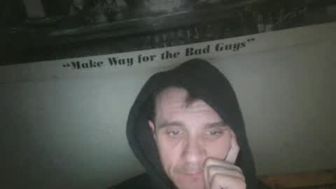 Snapshot of bennymn chatting on January 23, 5:13 am benny and innocentvixon online show from January 23, 5:13 am