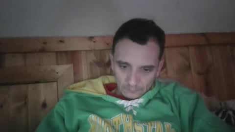 Snapshot of bennymn chatting on February 14, 10:58 pm benny and innocentvixon online show from February 14, 10:58 pm