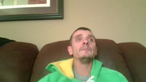 Snapshot of bennymn chatting on November 21, 4:49 pm benny and innocentvixon online show from November 21, 4:49 pm