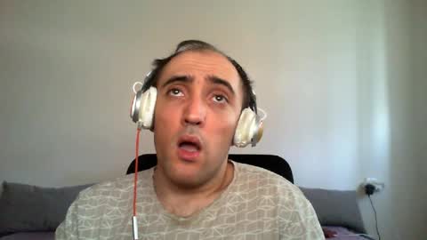 Snapshot of bentish chatting on June 21, 2:19 pm bentish online show from June 21, 2:19 pm