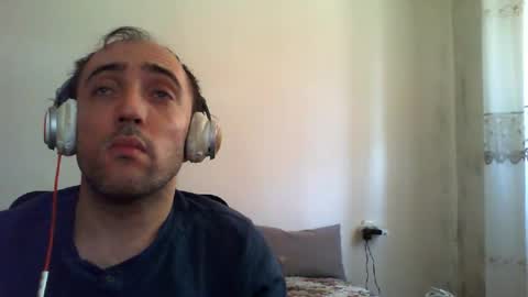 Snapshot of bentish chatting on June 29, 7:58 am bentish online show from June 29, 7:58 am