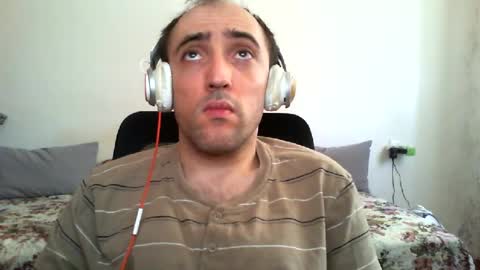 Snapshot of bentish chatting on July 10, 8:29 am bentish online show from July 10, 8:29 am