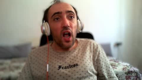 Snapshot of bentish chatting on July 14, 8:08 am bentish online show from July 14, 8:08 am