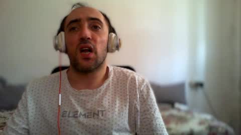 Snapshot of bentish chatting on July 29, 8:01 am bentish online show from July 29, 8:01 am