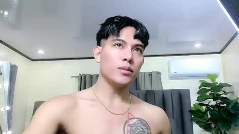 bentlyfuck online show from November 3, 7:37 pm