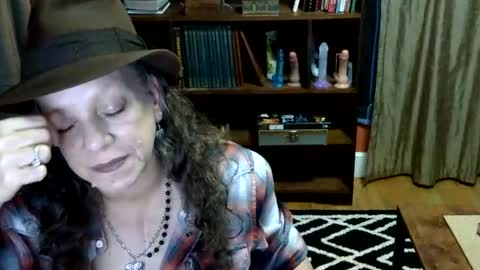 Snapshot of bentmountain chatting on March 14, 1:23 am DeniseDavid online show from March 14, 1:23 am
