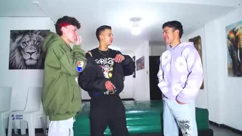 benz boys online show from October 1, 12:11 pm