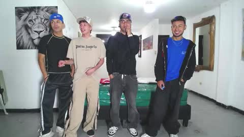 benz boys online show from November 4, 11:42 am