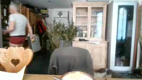 Martin online show from February 6, 11:54 am