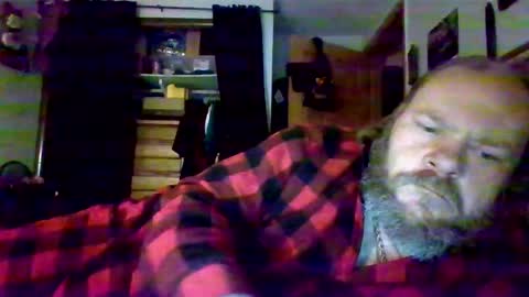 Snapshot of bergeeric1970 chatting on April 7, 10:15 am bergeeric1970 online show from April 7, 10:15 am