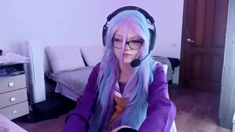 Snapshot of bernaailor chatting on April 16, 3:13 pm Lina online show from April 16, 3:13 pm