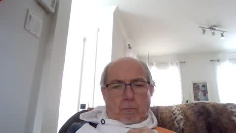 bernard1102 online show from January 10, 3:27 pm