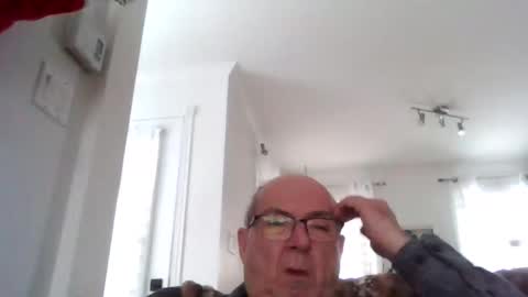 bernard1102 online show from January 12, 2:30 pm