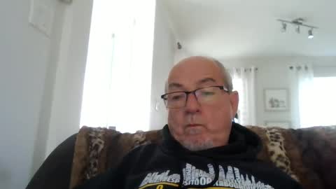 bernard1102 online show from September 15, 12:27 pm