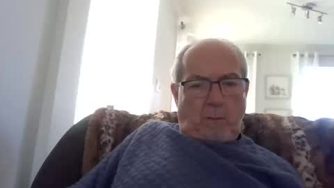 bernard1102 online show from October 13, 1:44 pm