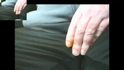 Snapshot of bernardo1968 chatting on October 19, 10:54 pm bernardo1968 online show from October 19, 10:54 pm