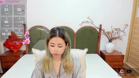Snapshot of berniceafra chatting on October 26, 1:17 pm berniceafra online show from October 26, 1:17 pm
