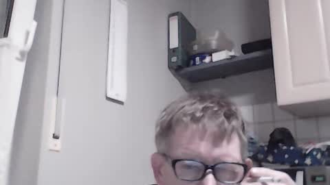 bernie6004 online show from July 5, 11:56 pm
