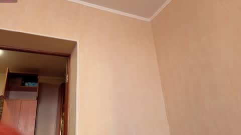 Hi Im NikaComing back online on Monday 3 online show from March 4, 11:38 am