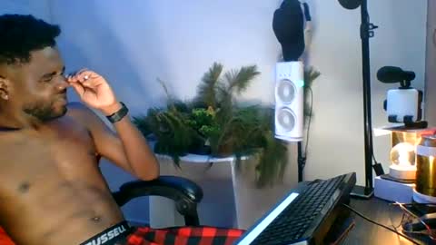 Suamys online show from August 2, 5:50 am