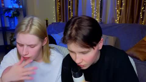 Snapshot of berry_assortment chatting on January 11, 11:15 am Your sweet Tara and Eva online show from January 11, 11:15 am