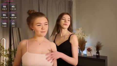 Aurora online show from November 12, 10:26 am