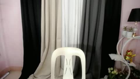 berry_shantal online show from March 27, 9:14 pm