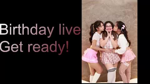 Snapshot of berrybliiss chatting on July 19, 5:00 am SnowClairee online show from July 19, 5:00 am