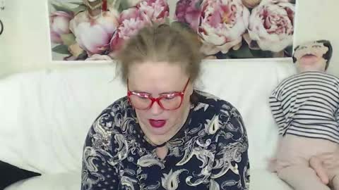 BerryShickX online show from November 6, 7:42 am