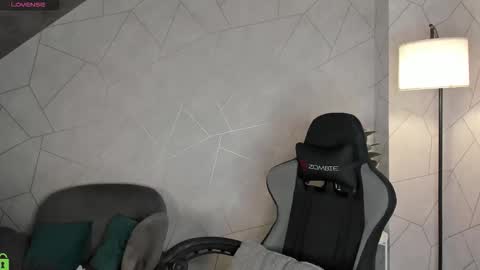 Berta  online show from November 11, 1:27 am