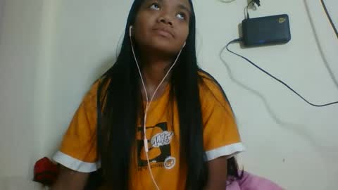Snapshot of berthaldy659759 chatting on June 1, 7:04 pm berthaldy659759 online show from June 1, 7:04 pm
